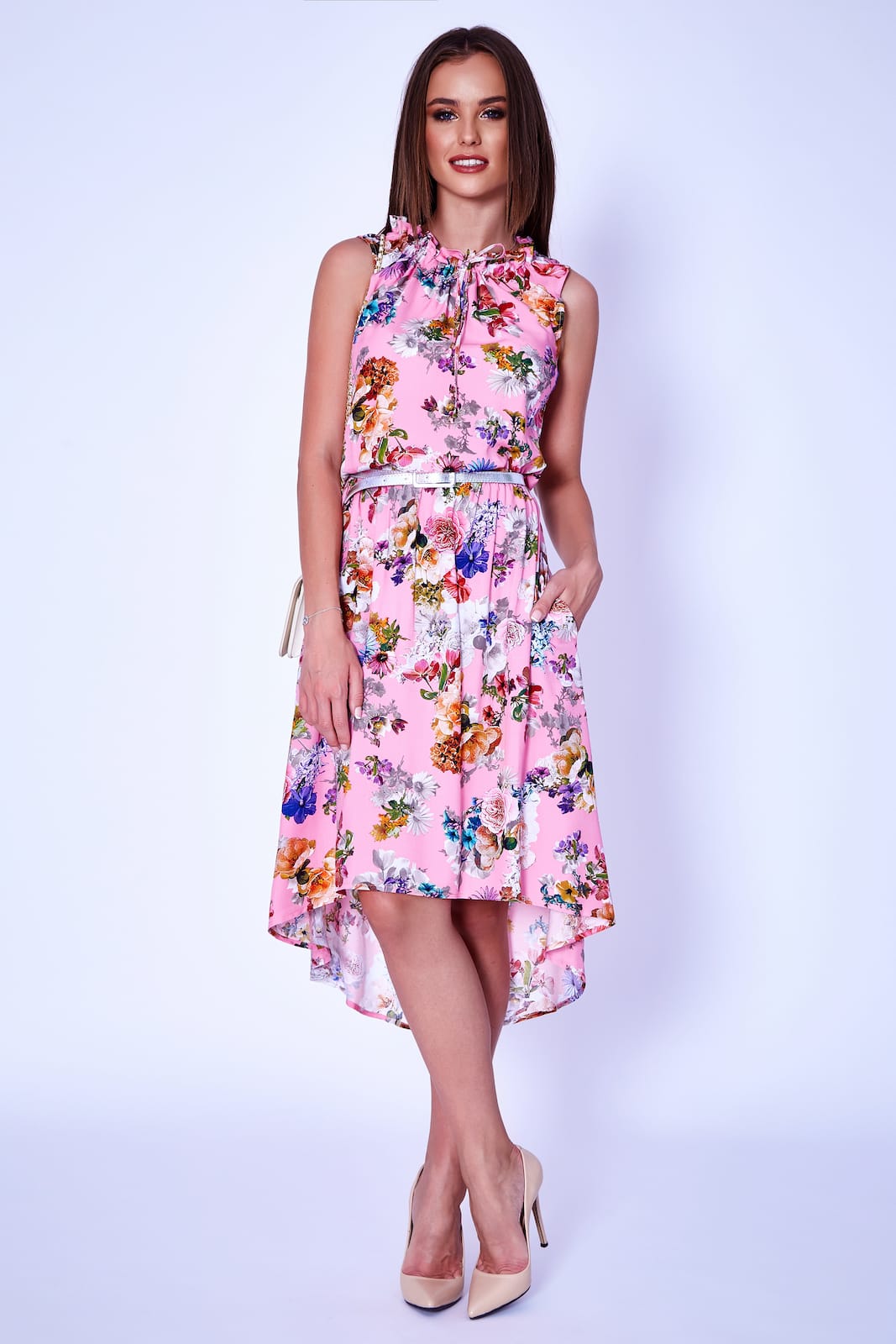 Vestito Estivo con Dettagli Floreali