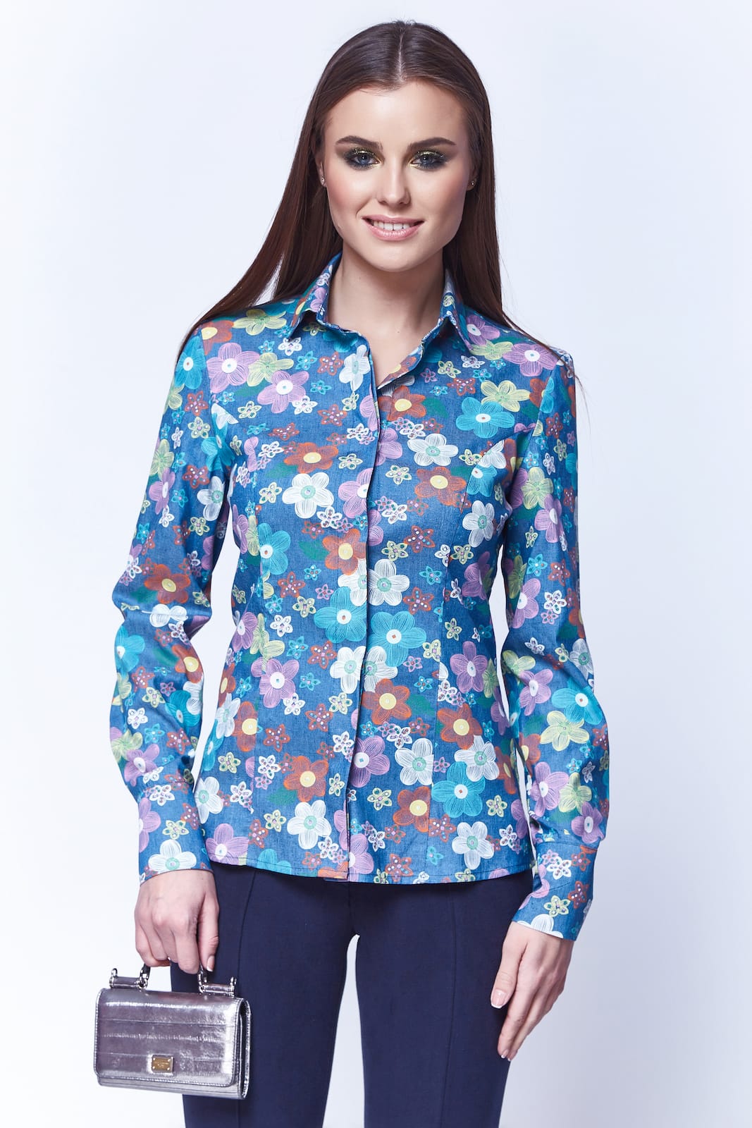 Camicia con maniche lunghe e trama floreale