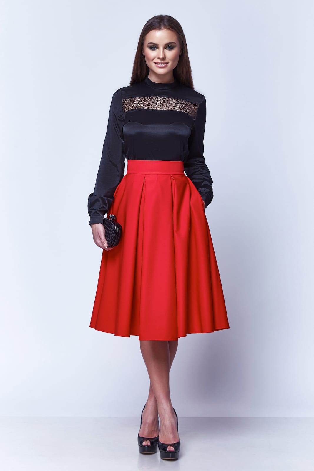 Top di seta con fascia in pizzo
