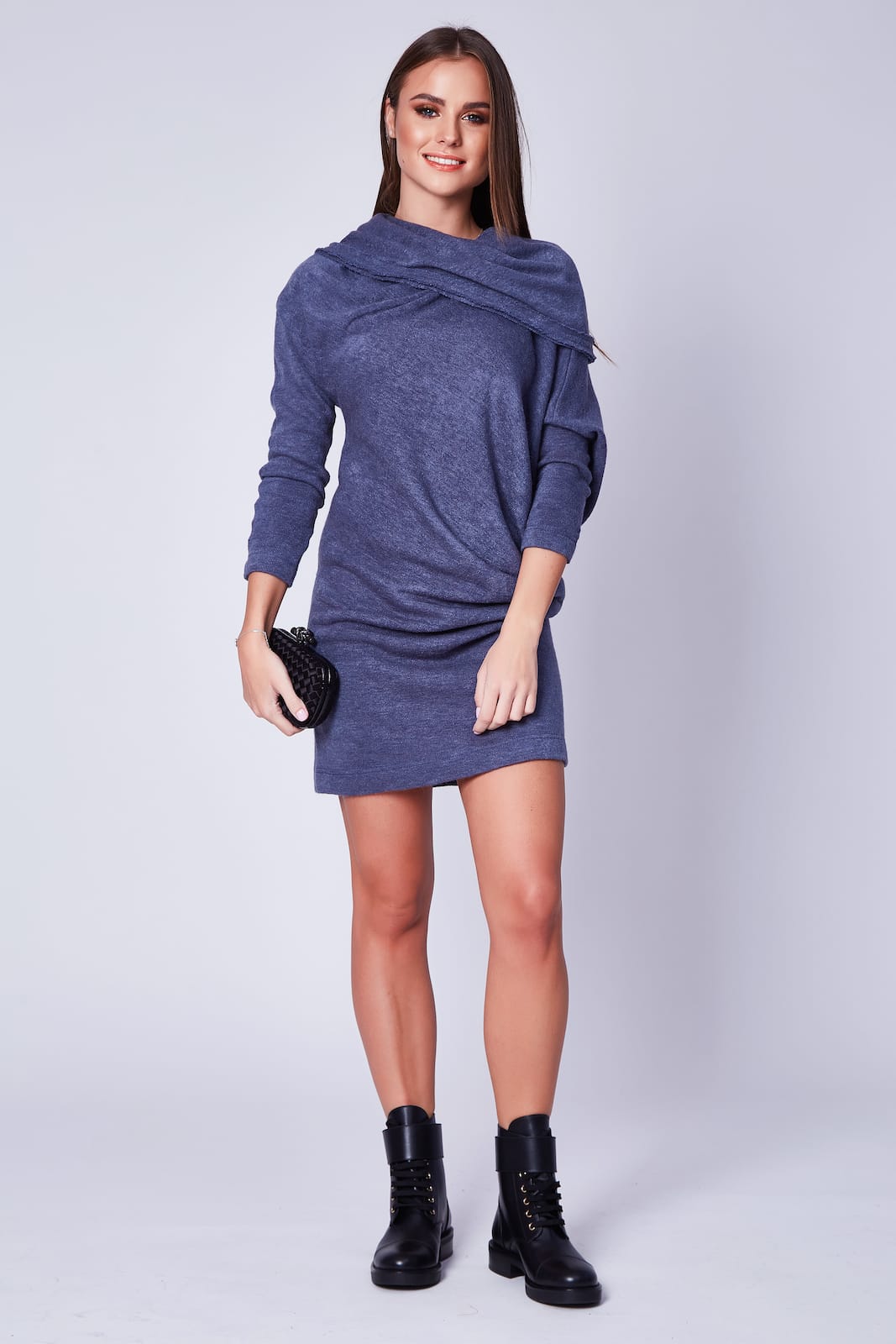 Vestito felpato con gonna corta