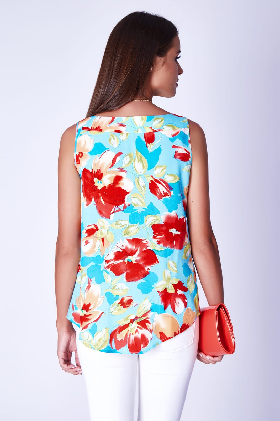 Top con pizzo e balze